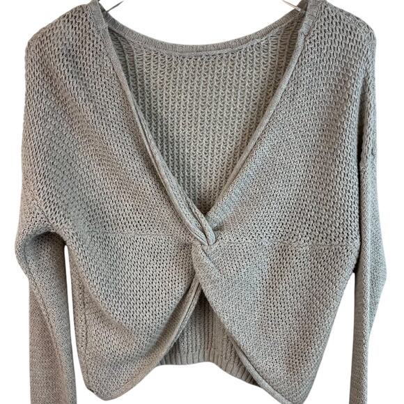 Hollister Light Gray Cropped Twist Knot Sweater Size XS - Picture 8 of 9